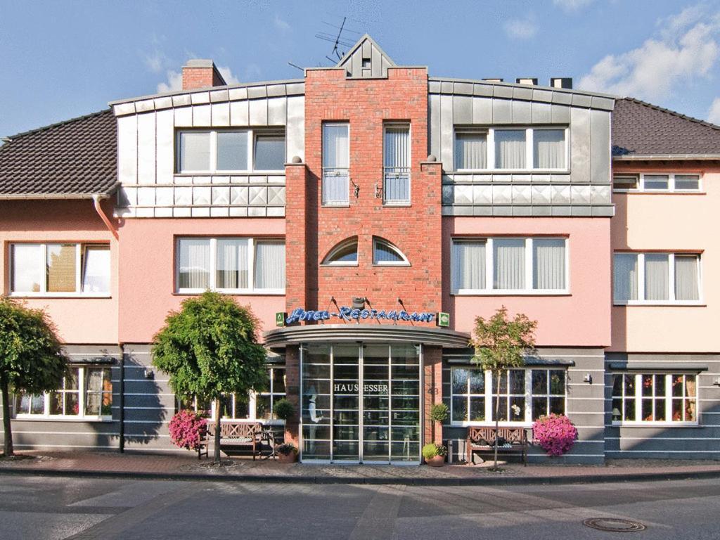Hotel Restaurant Esser Wegberg Buitenkant foto